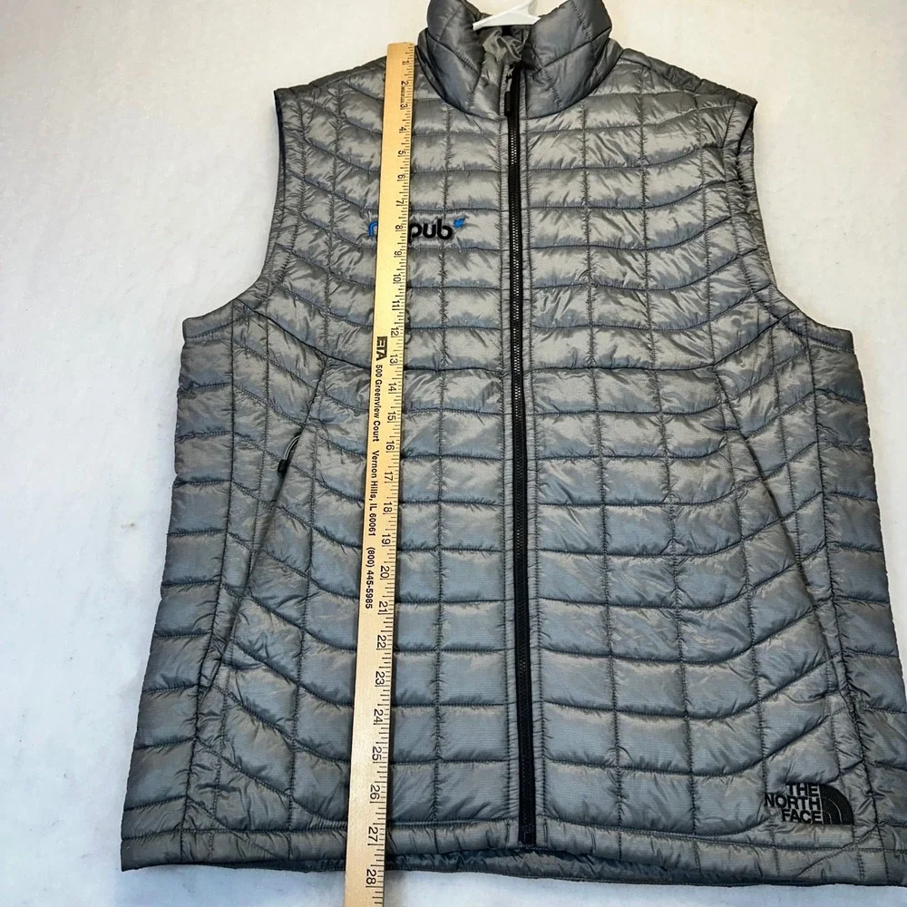 The North Face Thermoball Eco Vest Mens M Silver Puffer‎ Quilted NF0A3LHD